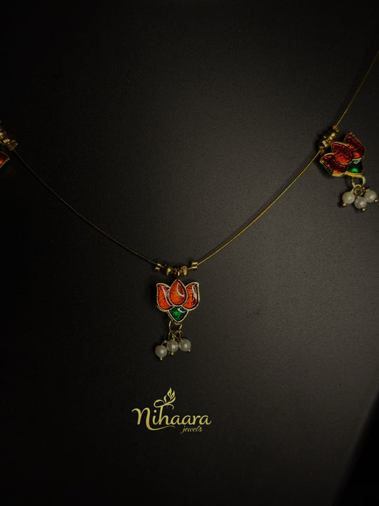 Invisible Thamara chain