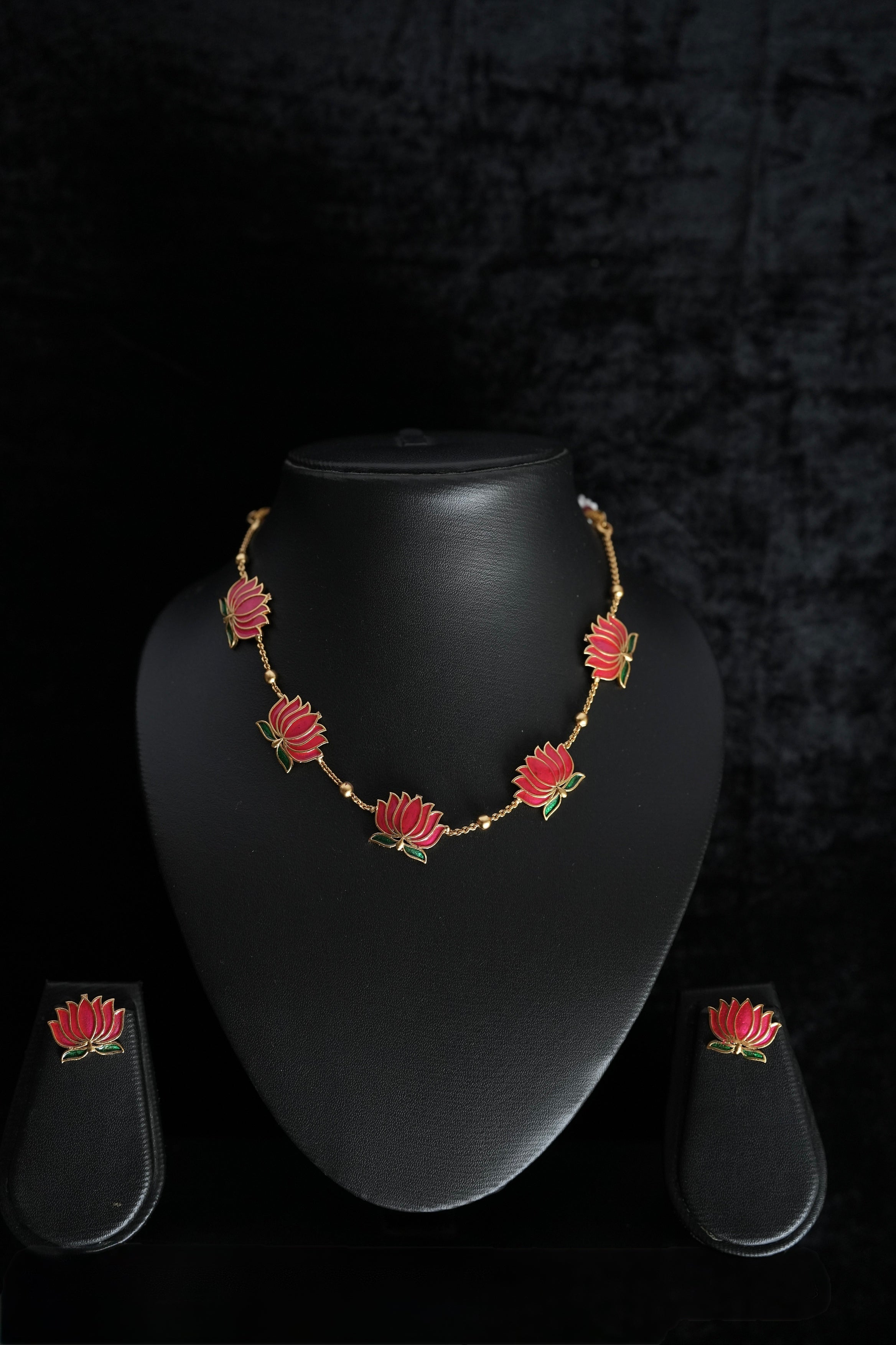 Lotus necklace