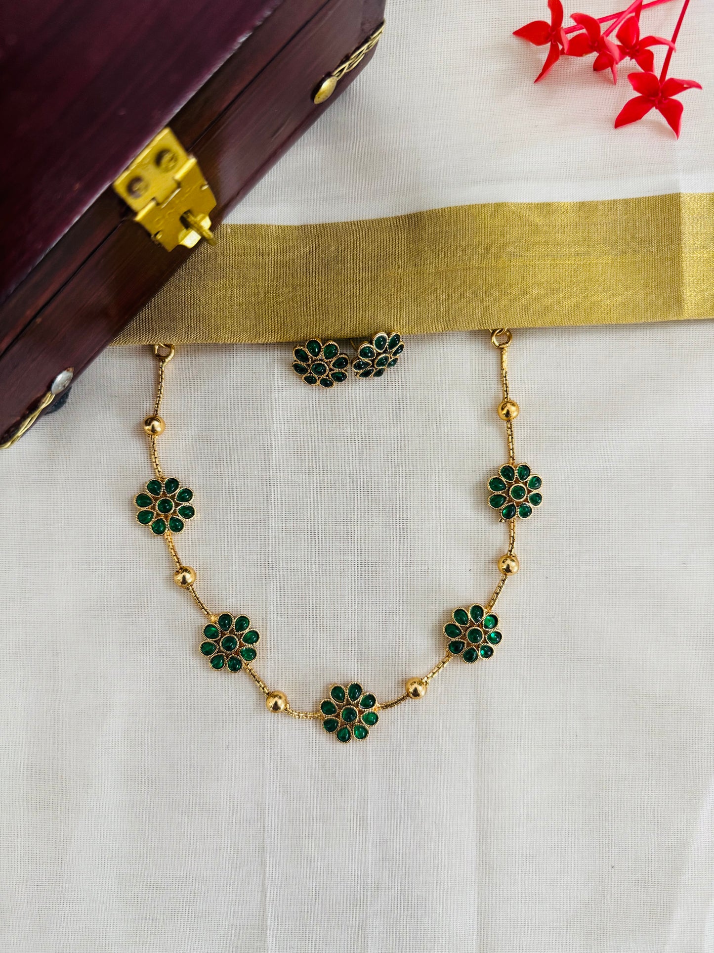 Multi pendent malar haaram