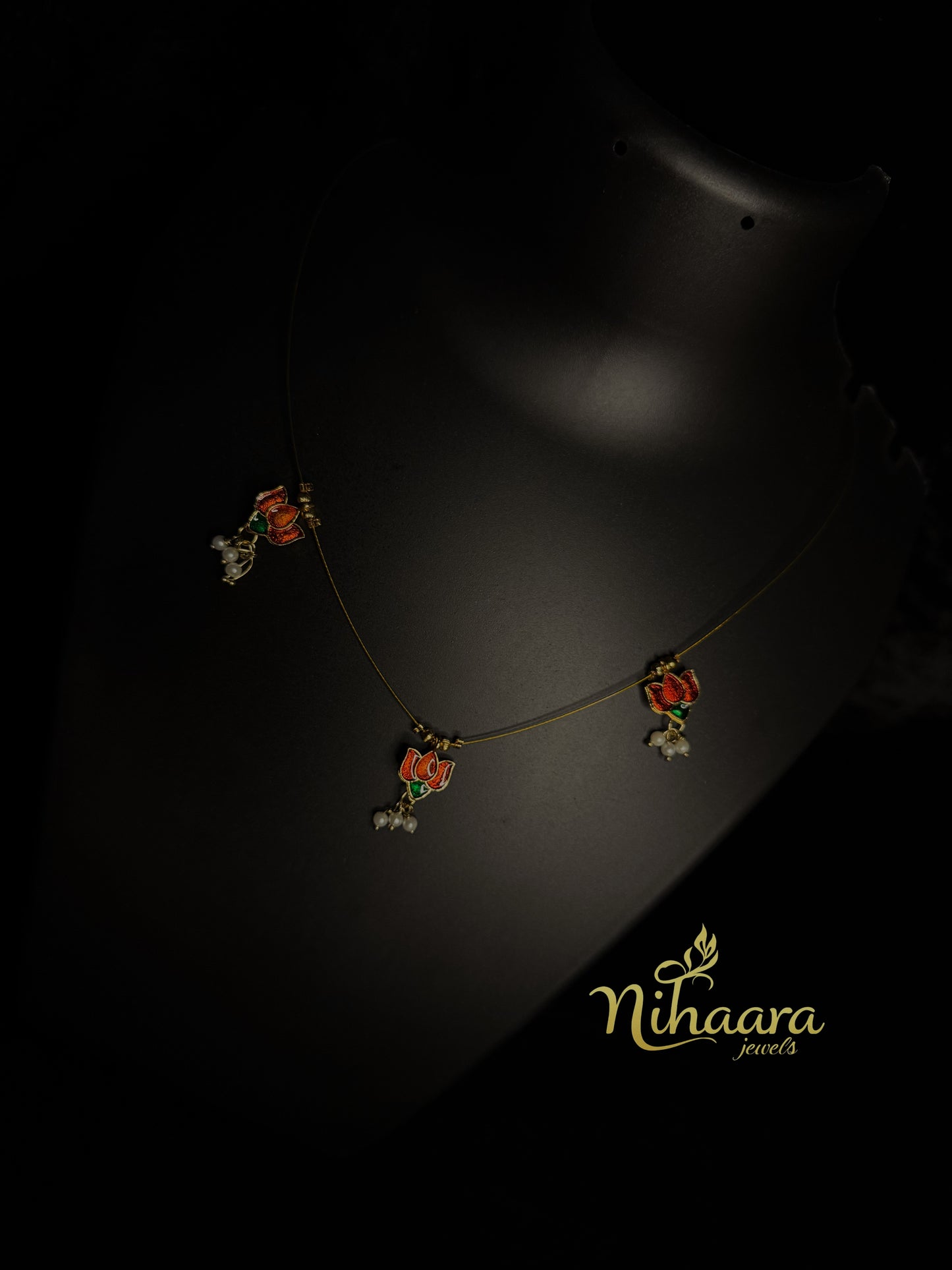 Invisible Thamara chain