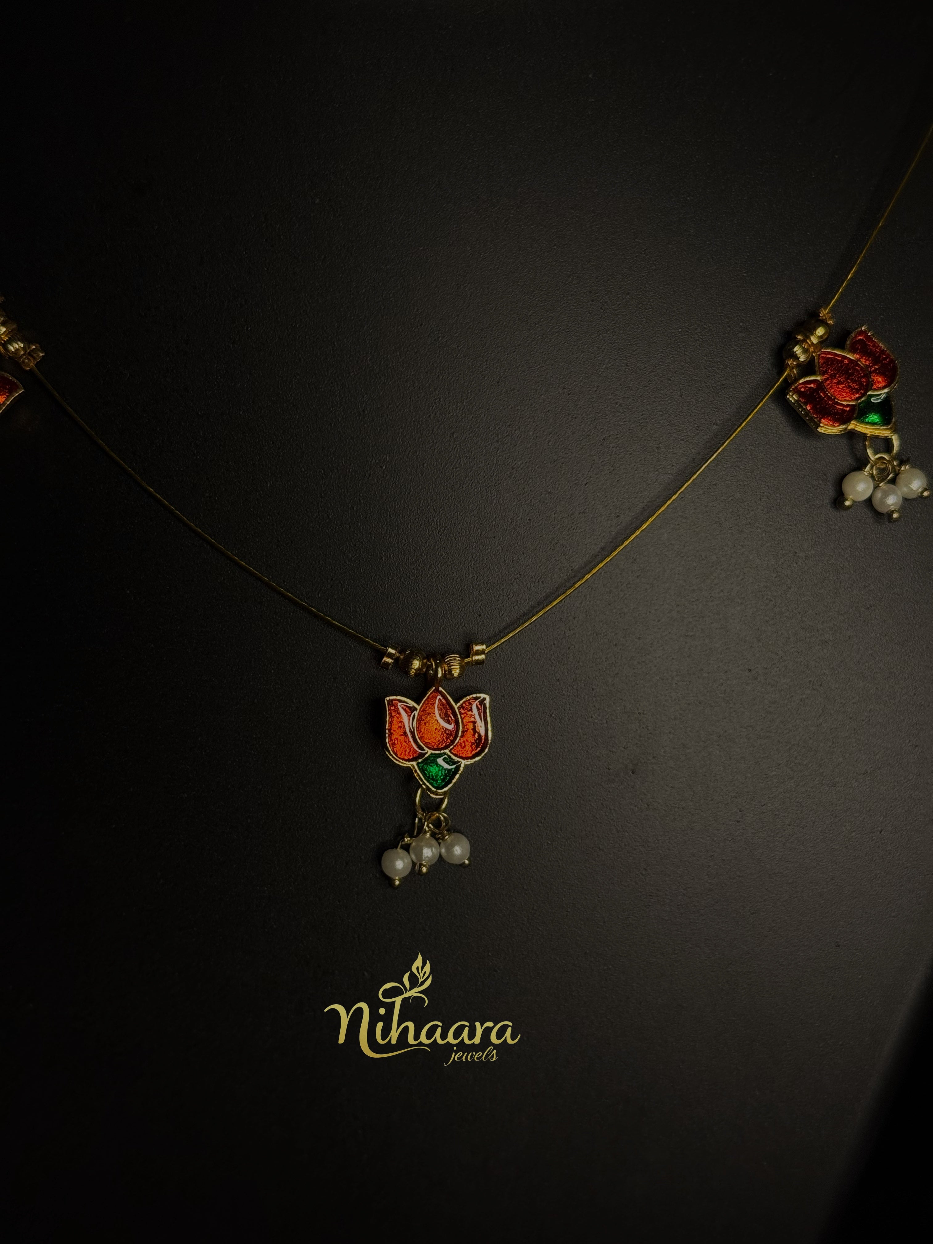 Invisible Thamara chain