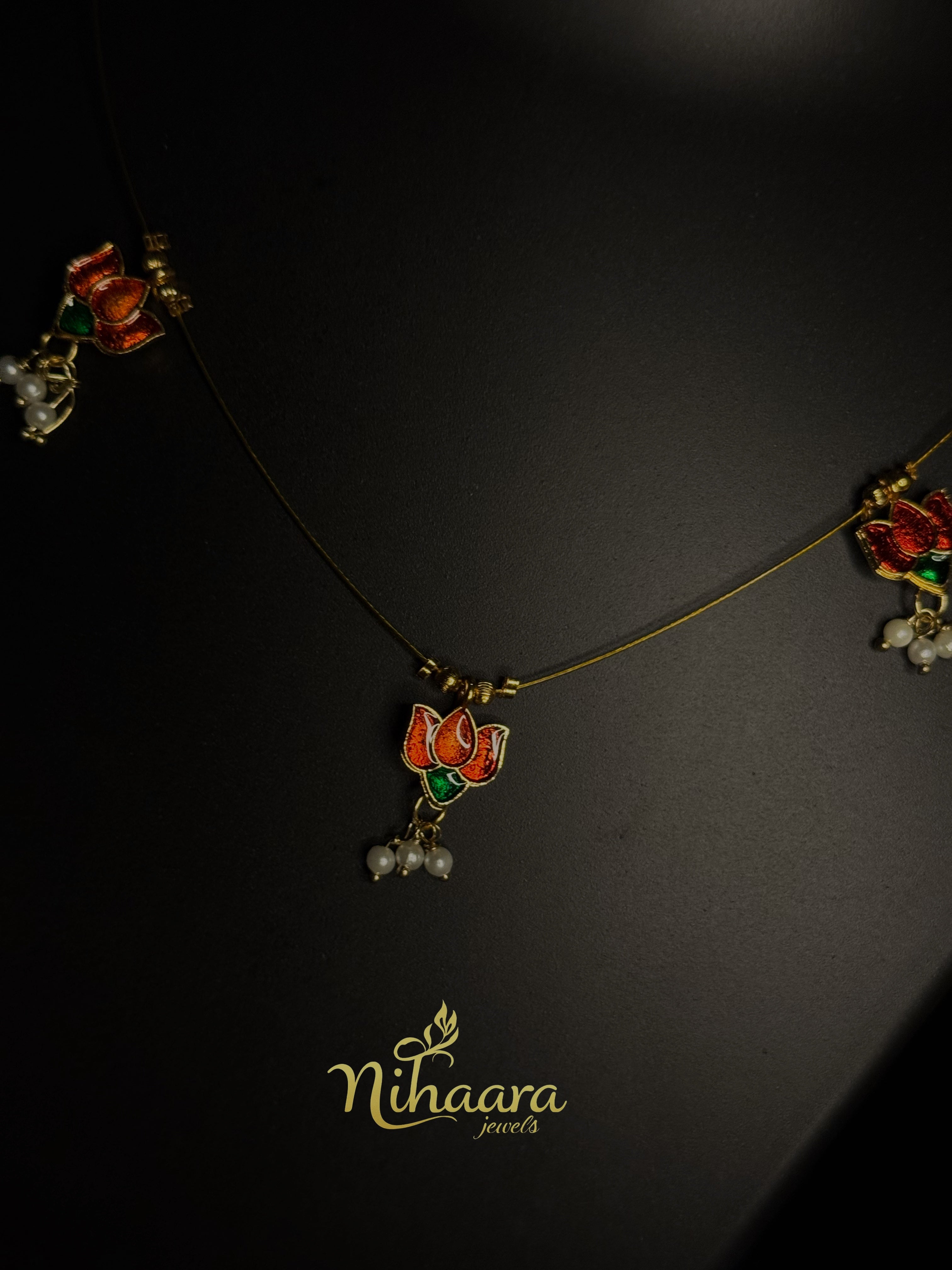 Invisible Thamara chain