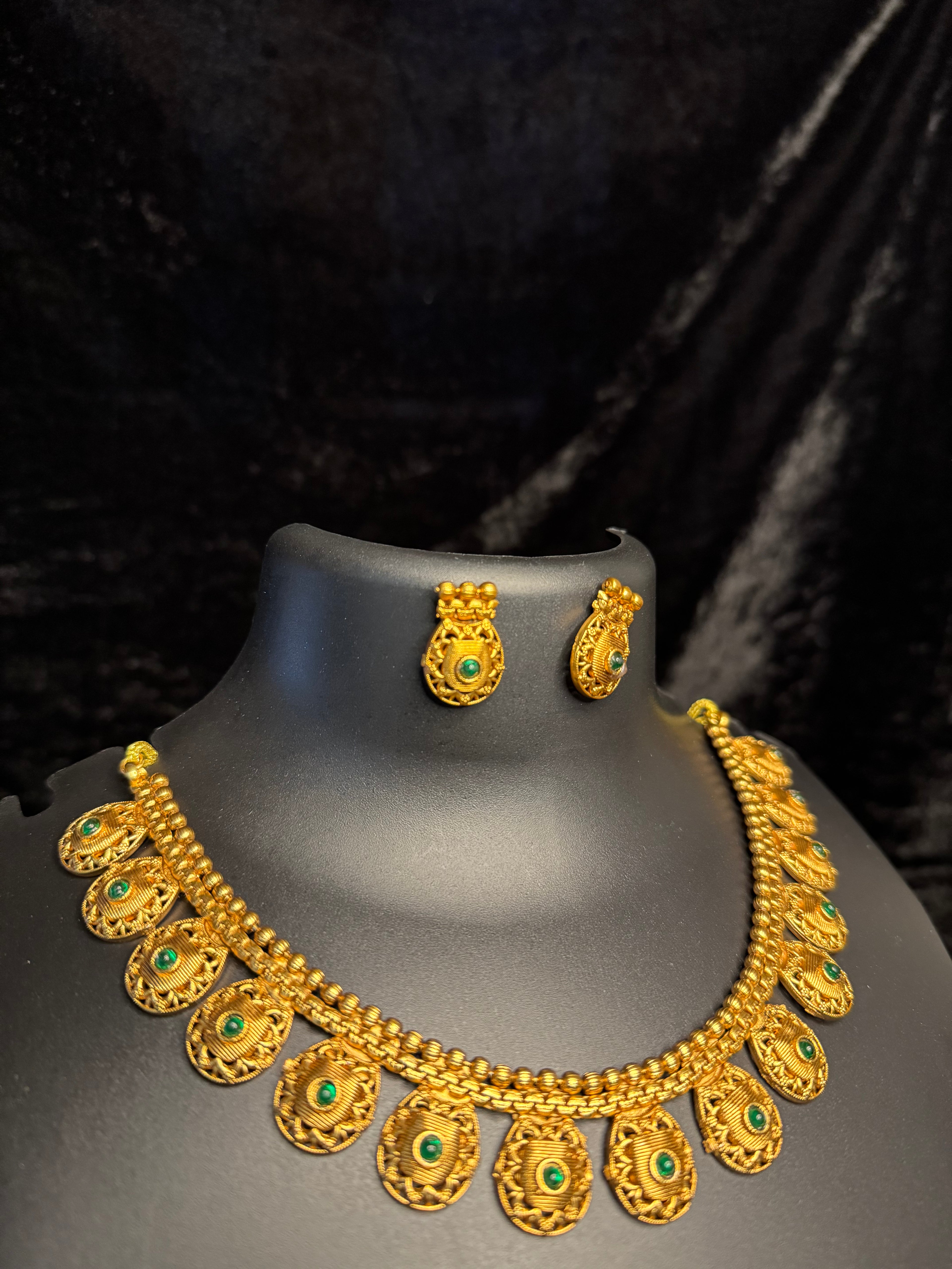 Mahima necklace