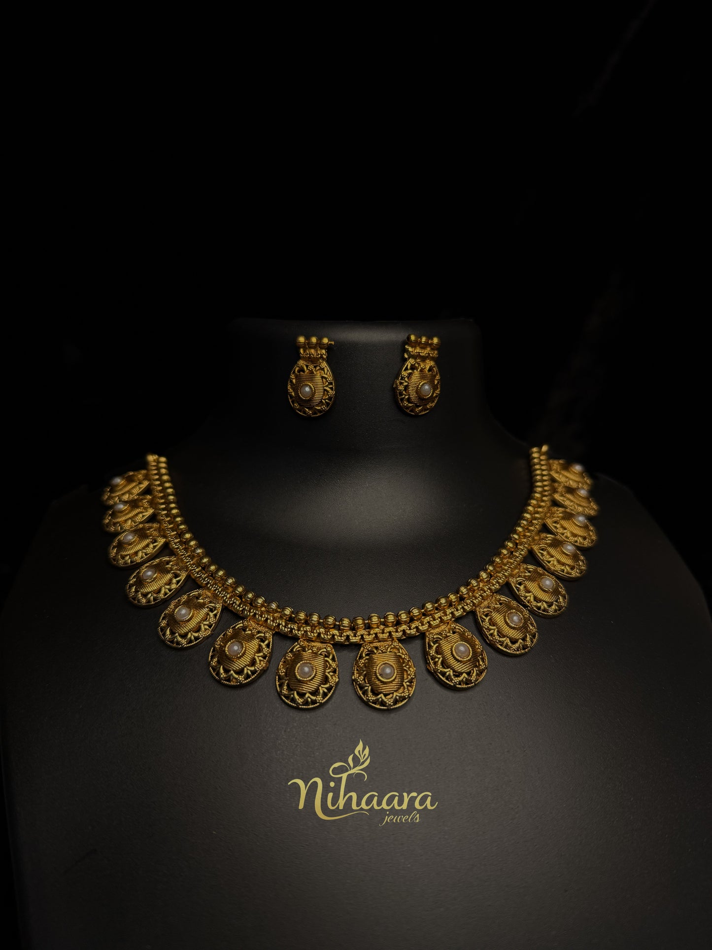 Mahima necklace