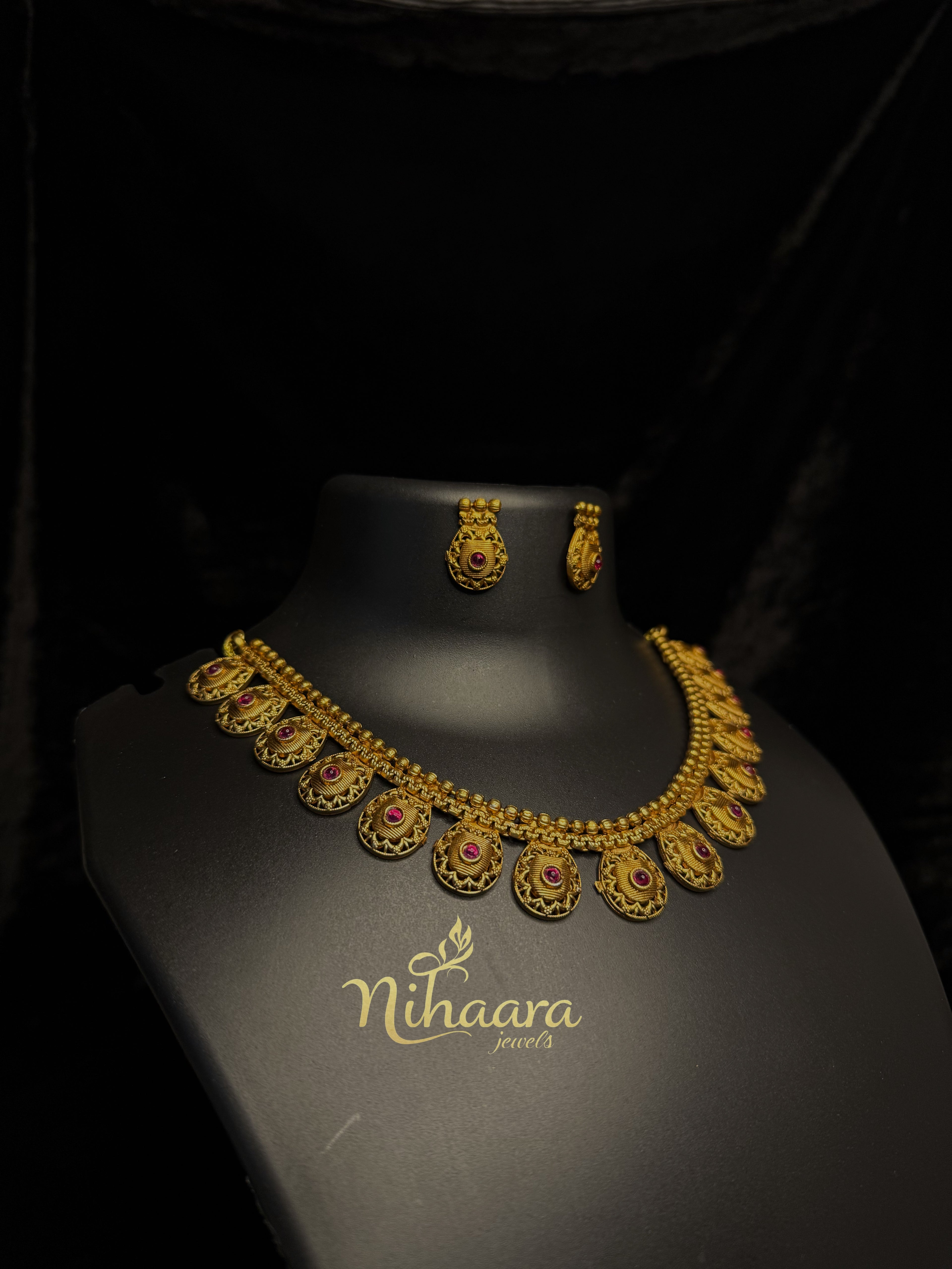 Mahima necklace